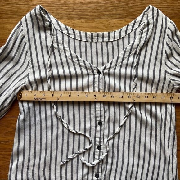 Cloth & Stone Long Sleeve Striped Top - Picture 5 of 10